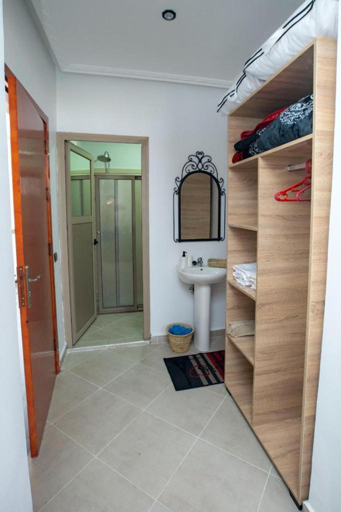 Dar Moghal Hotel Tiflet Luaran gambar