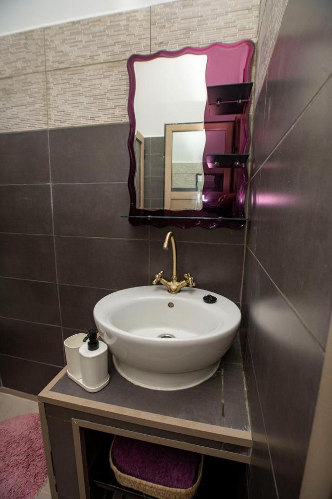 Dar Moghal Hotel Tiflet Luaran gambar