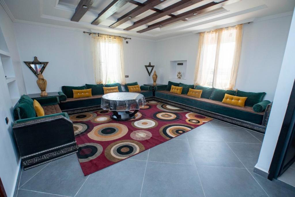 Dar Moghal Hotel Tiflet Luaran gambar